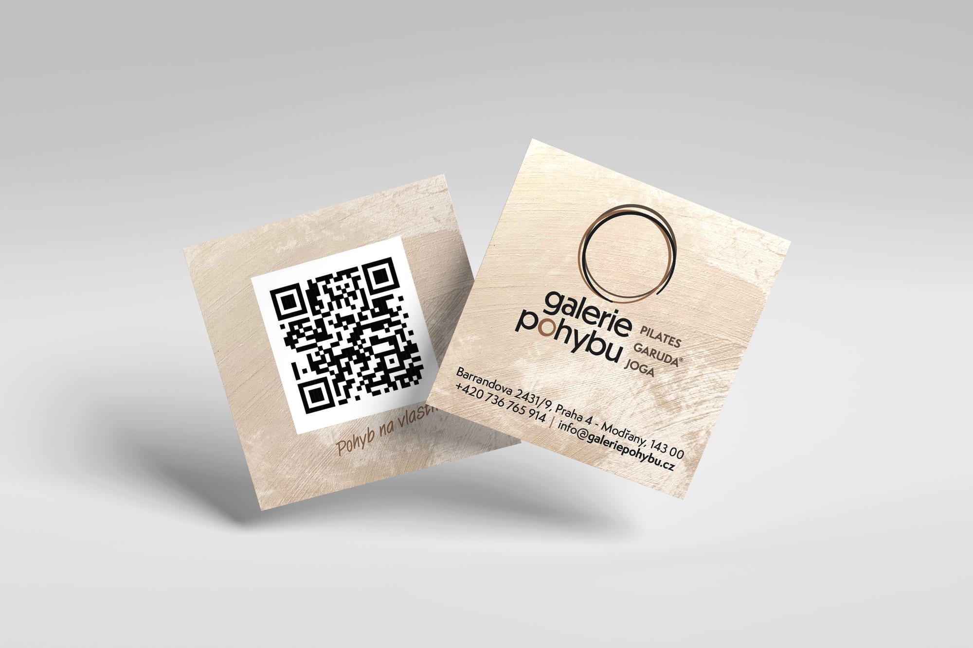 Čtvercové vizitky s QR kódem